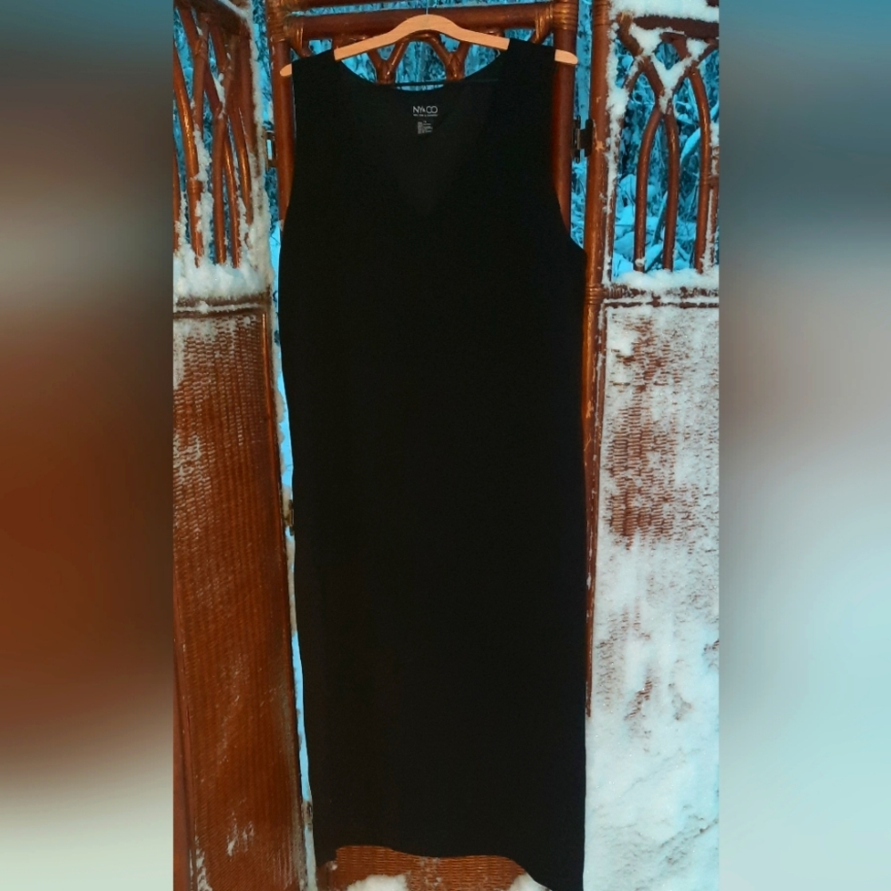 Black Maxi Jumper Dress